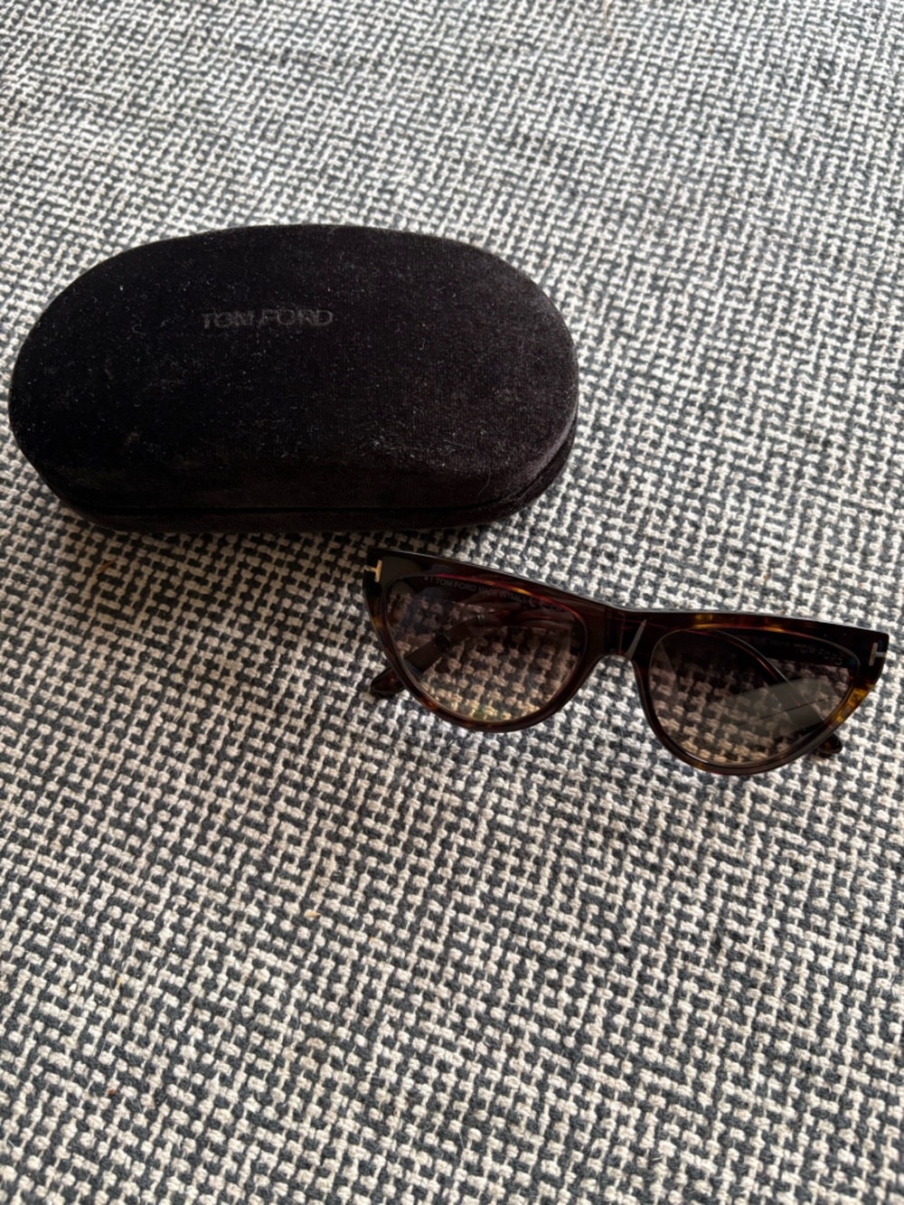 Tom Ford Havana Amber Sunglasses w/ Case